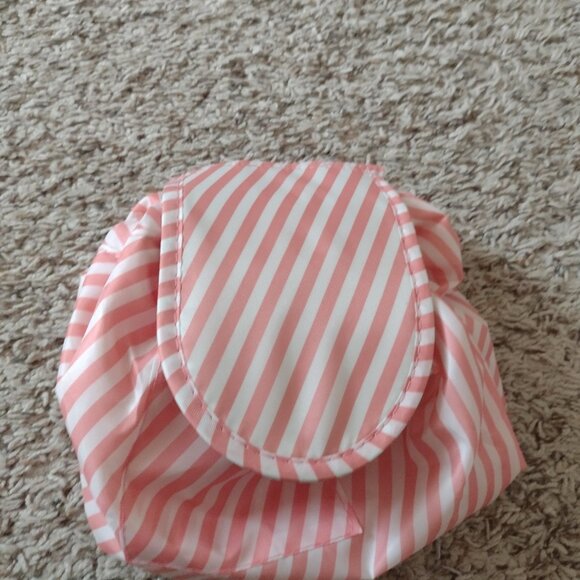 NEW travel pouch for jewelery, clothes - Ships fast! - Picture 3 of 4